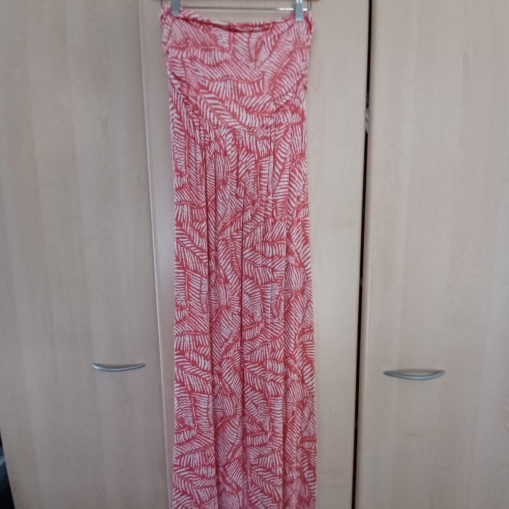 Eden In Love strapless, maxi dress